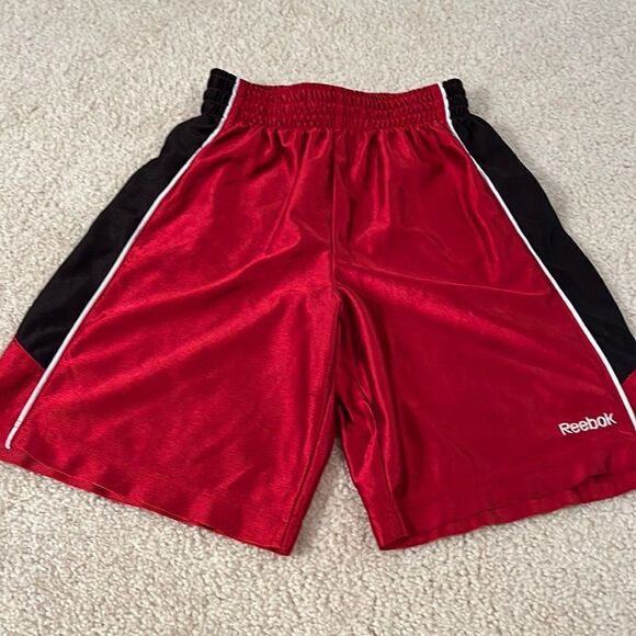 REEBOK SIZE SMALL 8/10 SHORTS - Picture 1 of 7